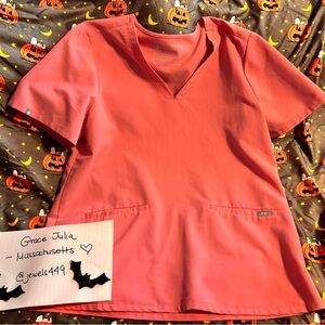 Figs Women's Coral Short Sleeve Top